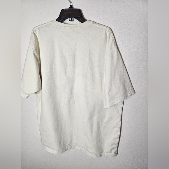 Avirex NYC Vintage White T-Shirt with Red Graphic Mens XL *see Hole - Picture 5 of 9